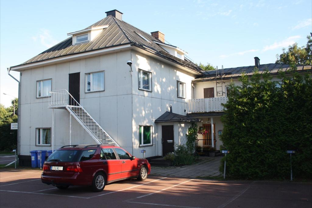 Gaesthem Kronan Bed & Breakfast Mariehamn Exterior foto