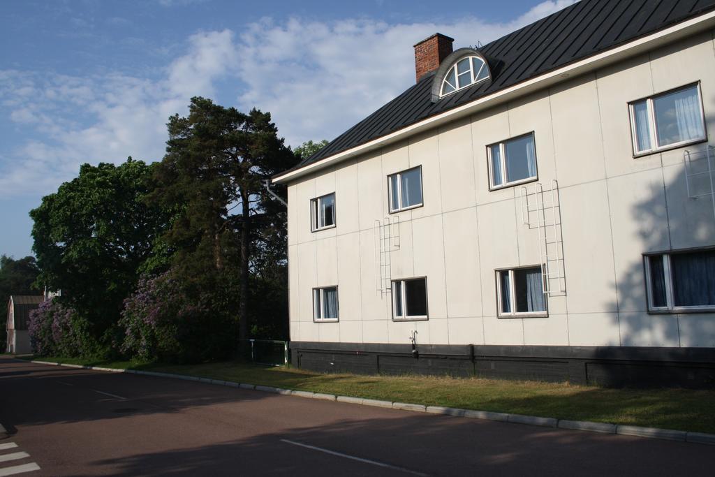 Gaesthem Kronan Bed & Breakfast Mariehamn Exterior foto